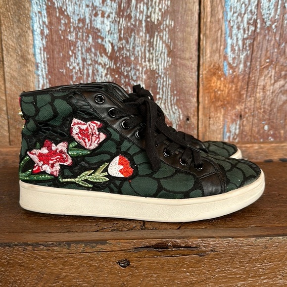 Steve Madden Allie Green Multi Embroidered High-Top Sneakers Size 7.5 - Picture 1 of 9